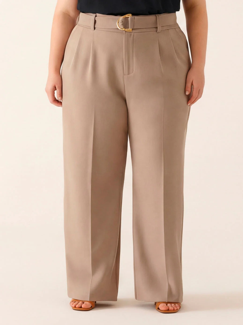 Calça Alfaiataria Plus Size Wide Leg Mocha Mousse | Curvely