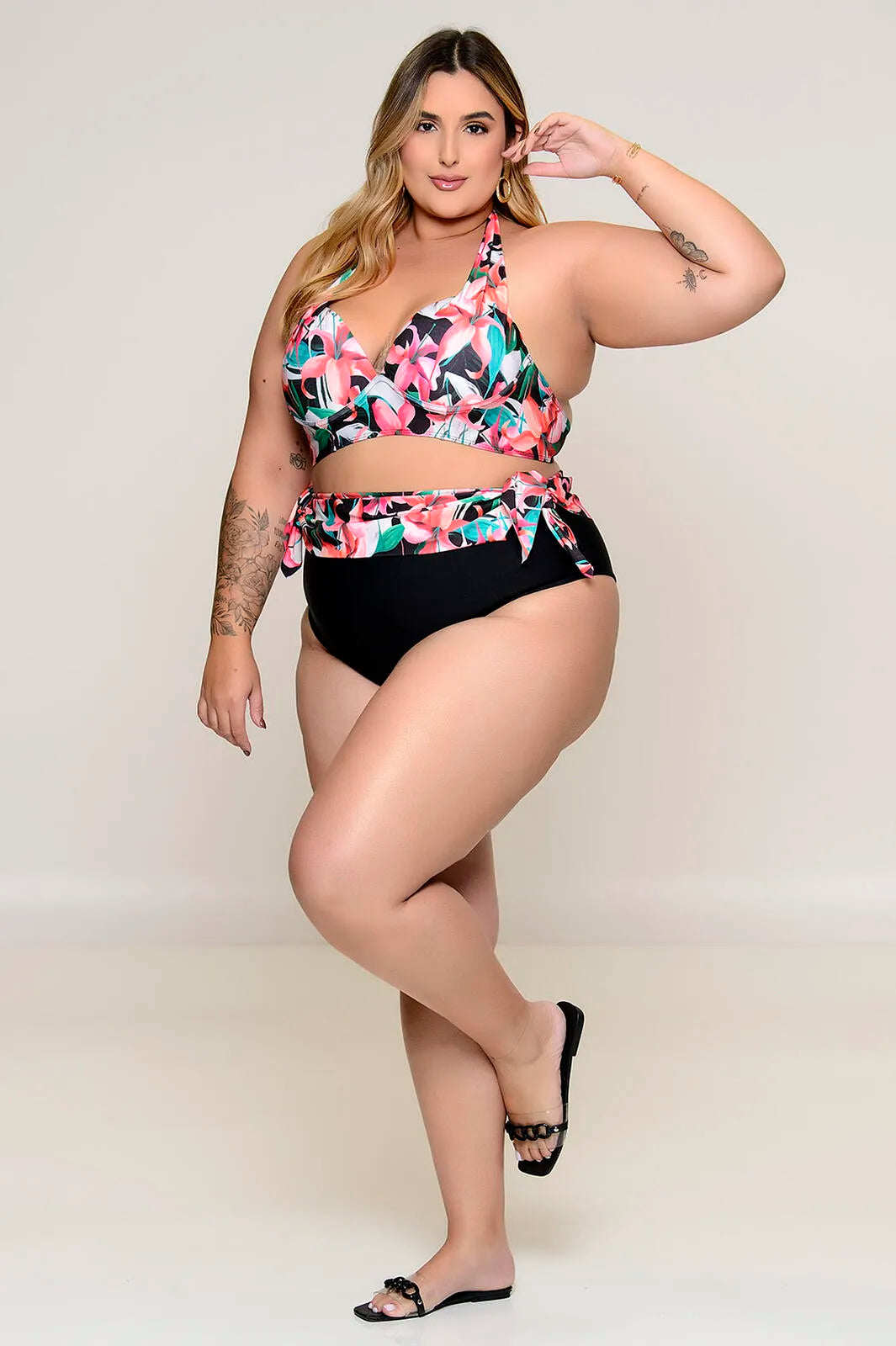 Biquíni Plus Size com Saída Embutida Lírio – Segurança, Sustentação e Conforto