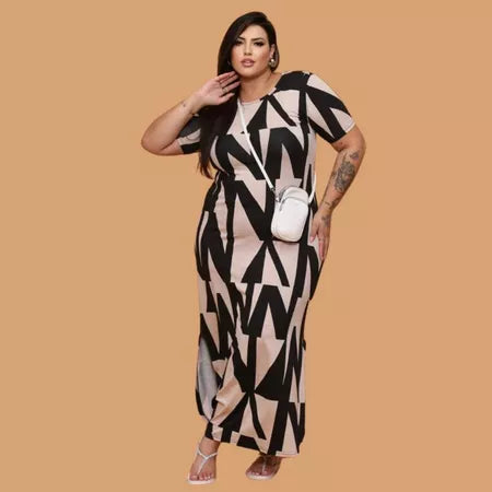 Vestido Mariana Longo Plus Size Com fenda