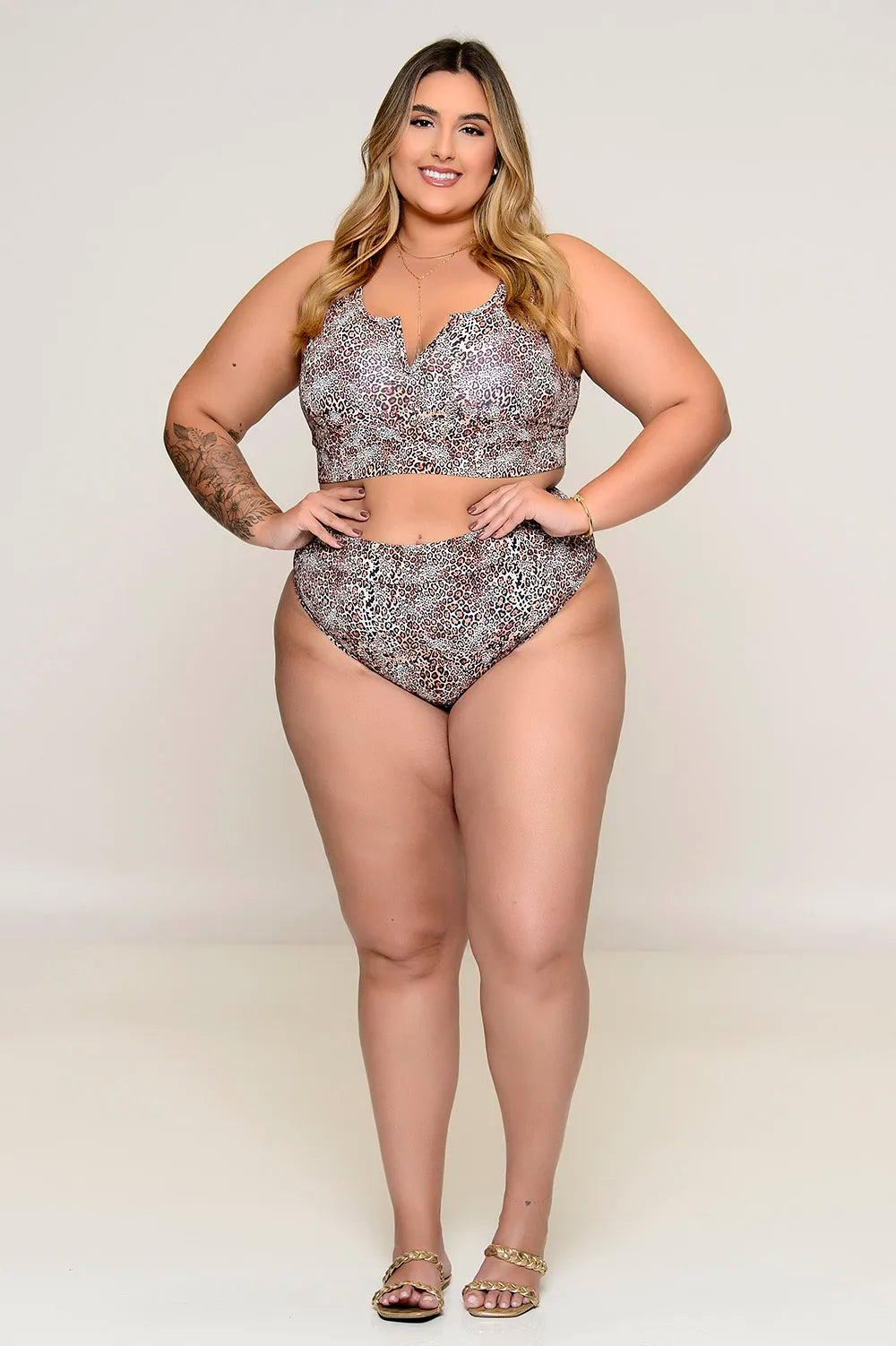 Biquíni Plus Size Animal Print UV50+ com Top Conforto e Calcinha Cintura Alta